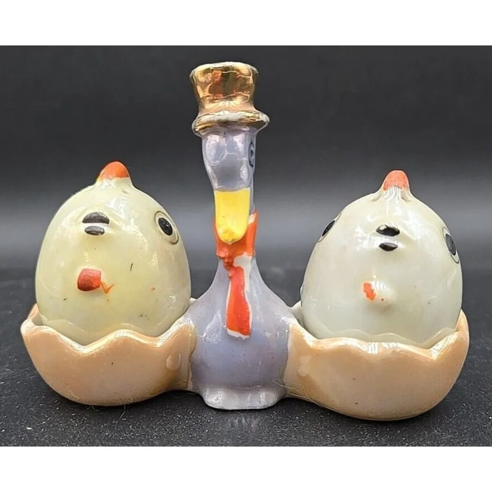 Lusterware Chicks Salt Pepper Shakers Egg Cup Nest Vtg‎ Duck Bird Ceramic Kitch